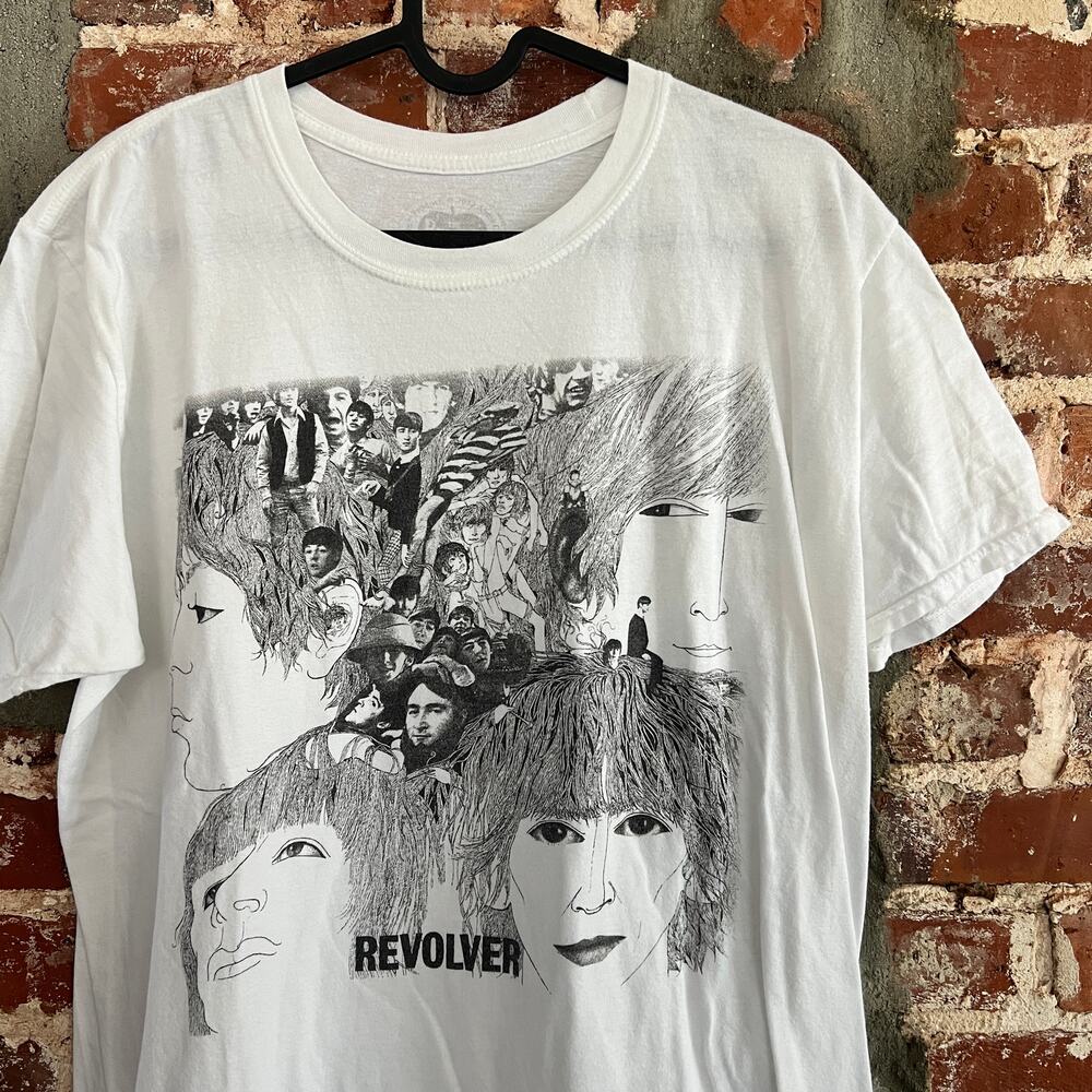 The Beatles Revolver Men's T-Shirt L 22x28